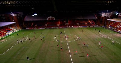 Brisbane Road: Waterlogged pitch